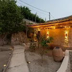 - Margherita Villa